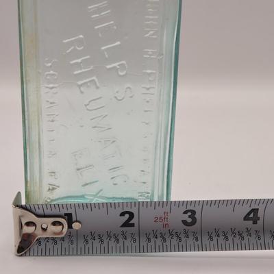 LOT 273: Wheaton Glass Bottles & Miniature Wheaton Bottles, Holstein/Friesian Association of America Bottle, Pharmaceutical Bottle,...