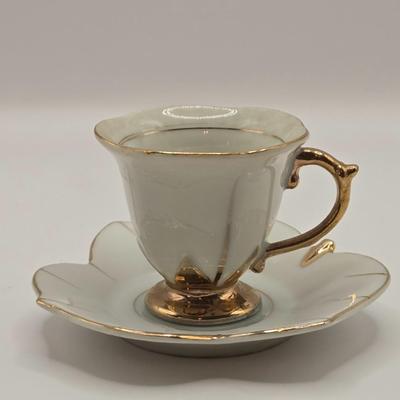 LOT 274: Formalities by Baum Bros. Egg, Falcon Ware Vase Numbered & Made in England, Miniature Cups and Sauces, Salt & Pepper...