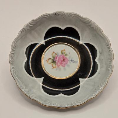 LOT 274: Formalities by Baum Bros. Egg, Falcon Ware Vase Numbered & Made in England, Miniature Cups and Sauces, Salt & Pepper...