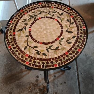 Mosaic-Stained glass top plant stand (2 of 2)
