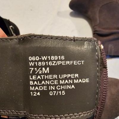 Two pair of Women's Boots - Sonoma - White Mountain Size 7.5