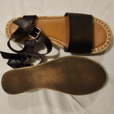 Three pairs of Women's Sandals - Old Navy - Nine West - Universal Thread Size 8M