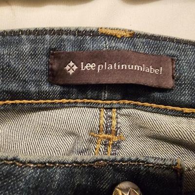 Five pairs of Women's size 4 jeans - Old Navy -Lee - Liz Claiborne -Banana Republic