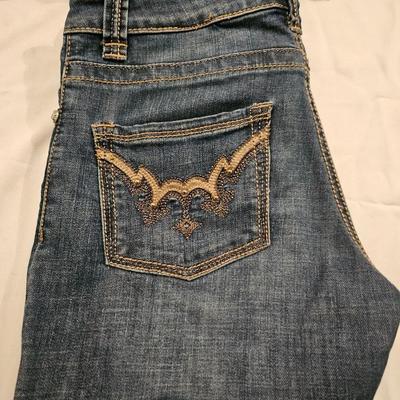 Five pairs of Women's size 4 jeans - Old Navy -Lee - Liz Claiborne -Banana Republic