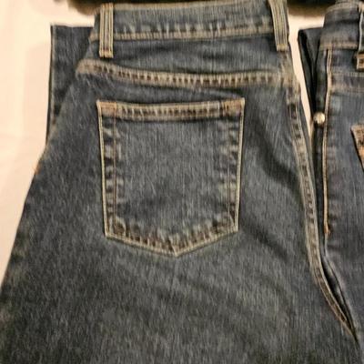 Five pairs of Women's size 4 jeans - Old Navy -Lee - Liz Claiborne -Banana Republic