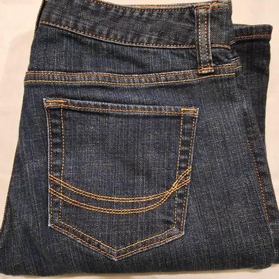 Five pairs of Women's size 4 jeans - Old Navy -Lee - Liz Claiborne -Banana Republic