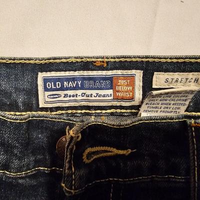 Five pairs of Women's size 4 jeans - Old Navy -Lee - Liz Claiborne -Banana Republic