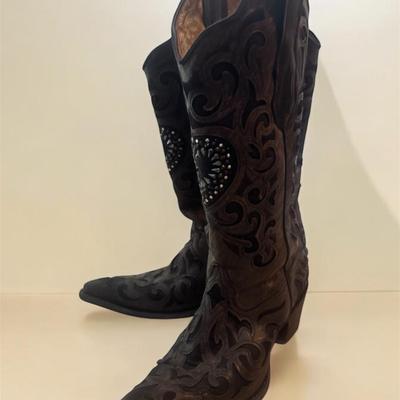 Leather boots