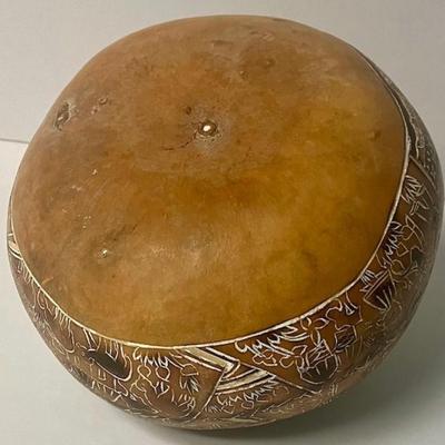 Decorative Carved Gourd With Lid