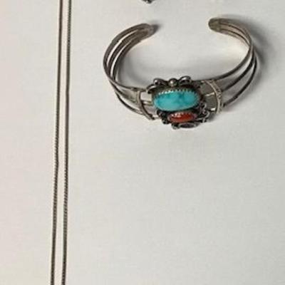 Matching Set Of Sterling Silver & Turquoise Jewelry