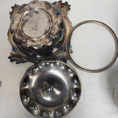 Vintage Meriden Silver-plate Serving Bowl and Lid