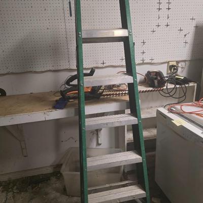 Ladder