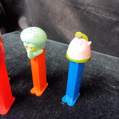 BATMAN AND OTHER CHARACTER PEZ DISPENSERS