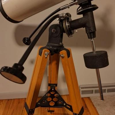 MAYFLOWER A PRECISION TELESCOPE, ASTRONOMICAL REFLECTION TELESCOPE