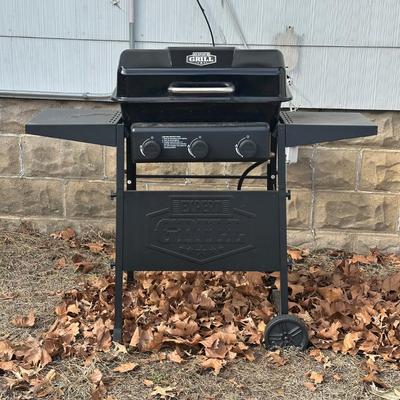 LOT 1: Expert Propane Gas Grill