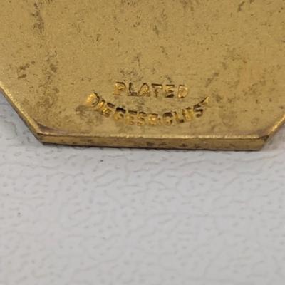 Dec 25th 1986 Anna Maria Islander Press 1940's Medal