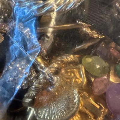 Costume jewelry lot