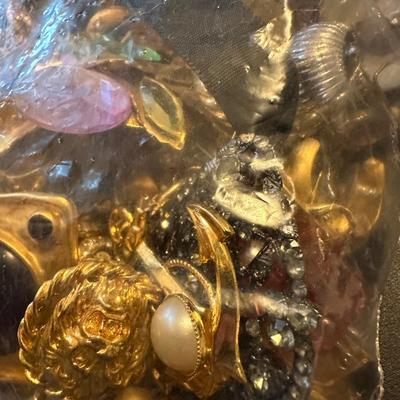 Costume jewelry lot