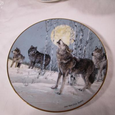 Wolves plate