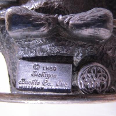 Buffalo belt buckle with Indians