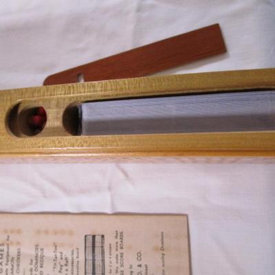 Vintage W.C. Horn Cribbage Set