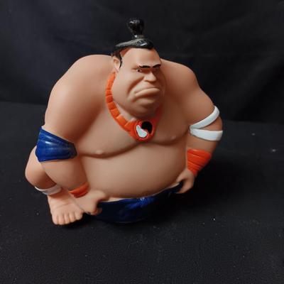 2 REMOTE CONTROL SUMO TOY WRESTLERS