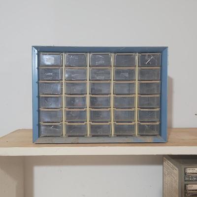 Large Hardware Lot (WM-EL)