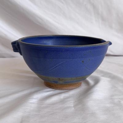 Flying Cat Pottery Batter Bowl & More Signed Pottery (K-DZ)
