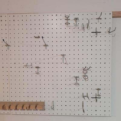 Large Lot of Peg Hooks (WM-EL)