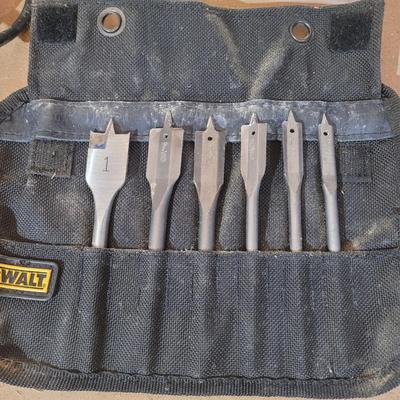 DeWalt Drill w/ Bit Sets (WM-EL)