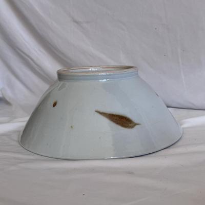 Three Ceramic Bowls (K-DZ)