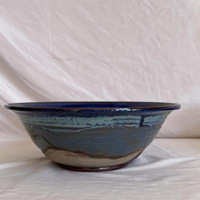 Three Ceramic Bowls (K-DZ)