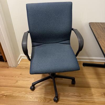 Desk with Chair (GB-BM)