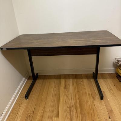 Desk with Chair (GB-BM)