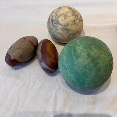 Stone Spheres, Eggs & Beads (LR-RG)