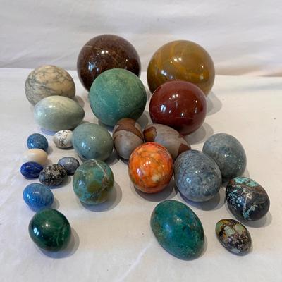 Stone Spheres, Eggs & Beads (LR-RG)