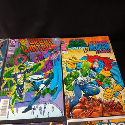 8 COMIC BOOKS (1)