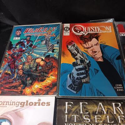 8 COMIC BOOKS (3)