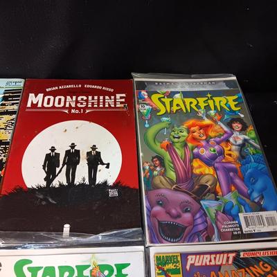 8 COMIC BOOKS (7)