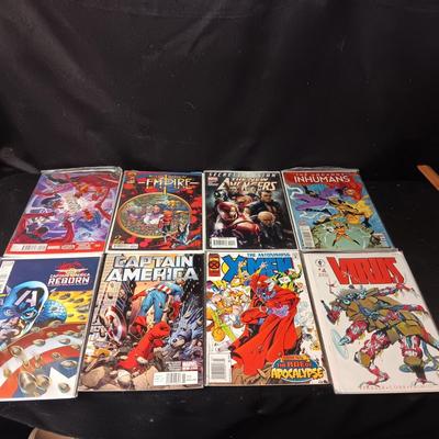 8 COMIC BOOKS (8)