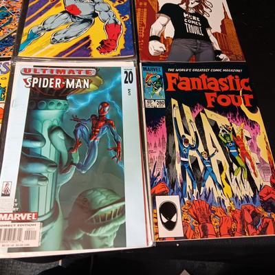 8 COMIC BOOKS (10)