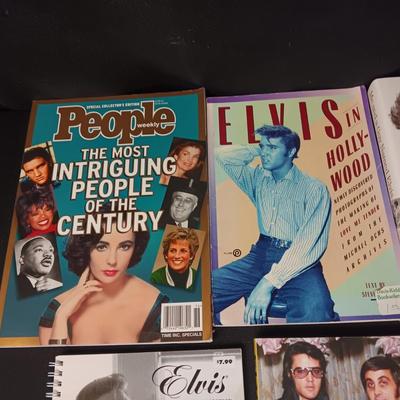 BOOKS ON ELVIS