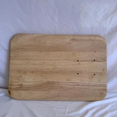 Dansk, Ernest Sohn Siamese, and Other Wooden Cutting Boards (K-DZ)