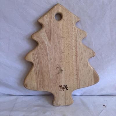 Dansk, Ernest Sohn Siamese, and Other Wooden Cutting Boards (K-DZ)