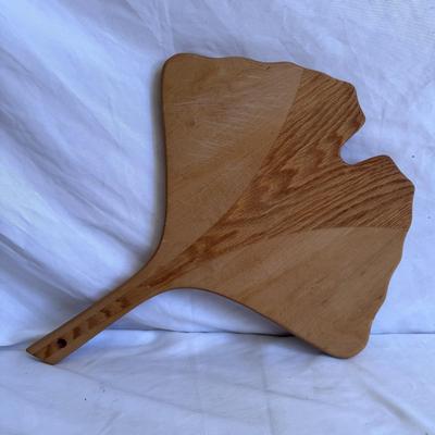 Dansk, Ernest Sohn Siamese, and Other Wooden Cutting Boards (K-DZ)