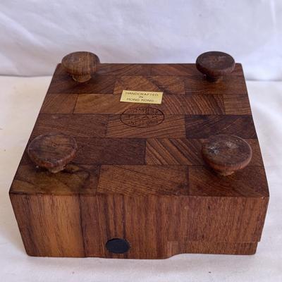 Dansk, Ernest Sohn Siamese, and Other Wooden Cutting Boards (K-DZ)