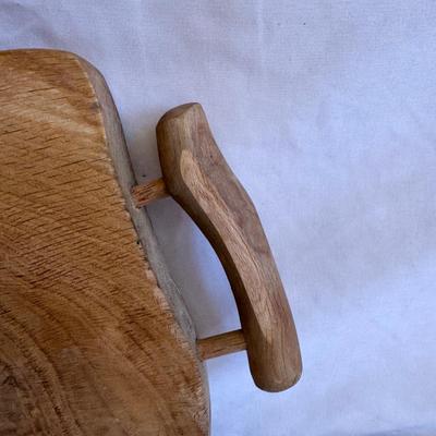 Dansk, Ernest Sohn Siamese, and Other Wooden Cutting Boards (K-DZ)