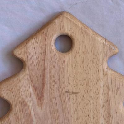 Dansk, Ernest Sohn Siamese, and Other Wooden Cutting Boards (K-DZ)