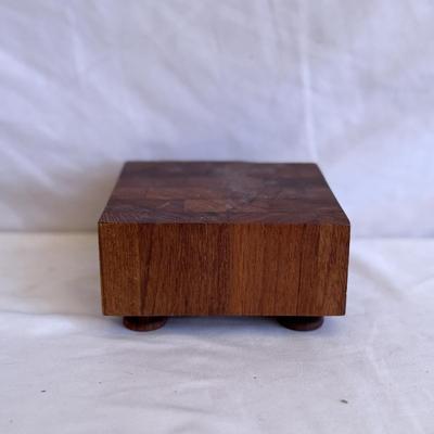 Dansk, Ernest Sohn Siamese, and Other Wooden Cutting Boards (K-DZ)