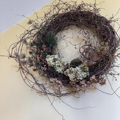 Large Whimsical Decorative Wreath (UL-BM)